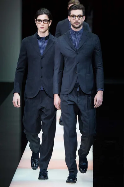 Look 63
